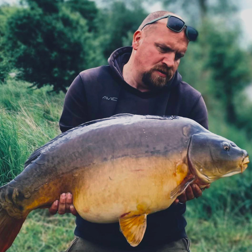 Day Ticket Carp Fishing Retford Hayton Lakes Fishery Hayton Lakes